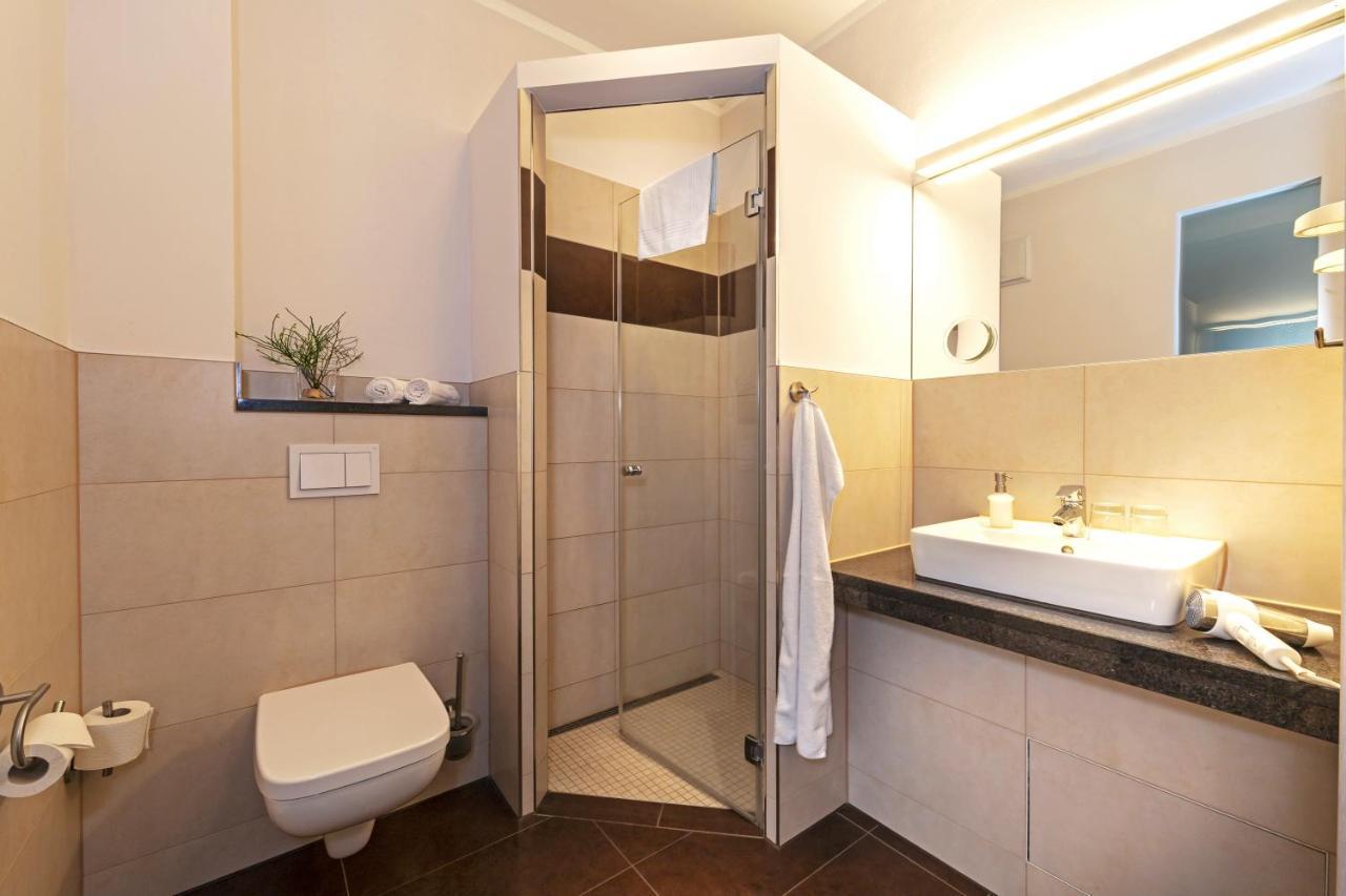 גראל-מוריץ Hotel Zur Ostsee מראה חיצוני תמונה