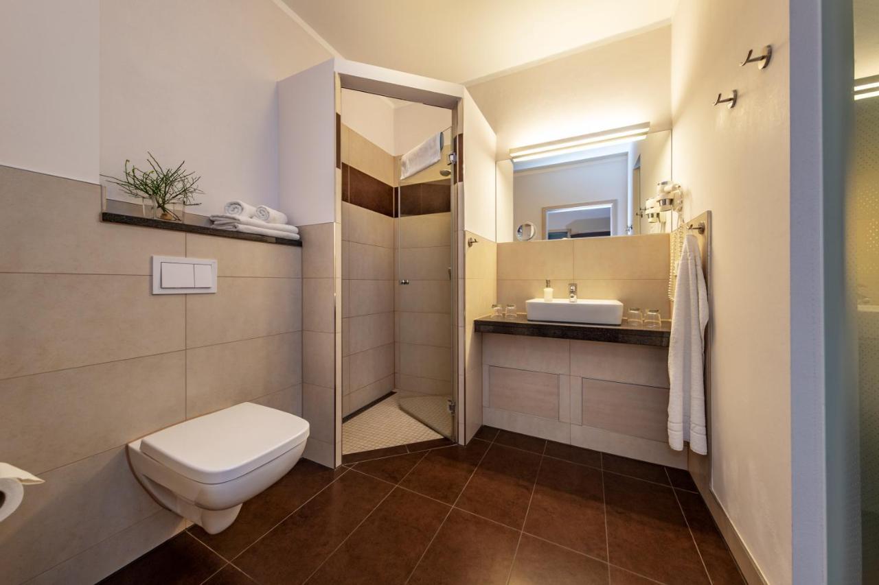 גראל-מוריץ Hotel Zur Ostsee מראה חיצוני תמונה